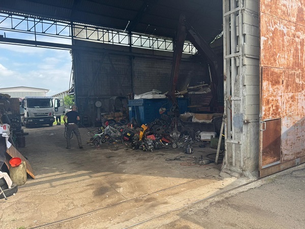 raccola rifiuti CostECO a Milano